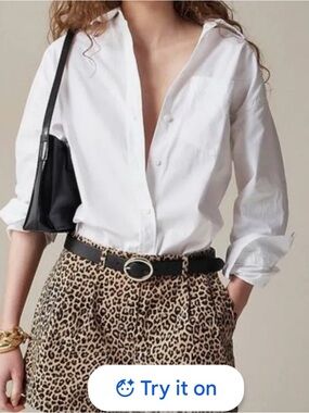 EUC J Crew Heritage Pleated Chino Leopard Shorts. Size 8.   Inseam 3"